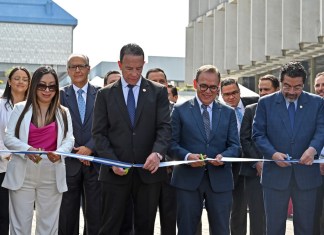 Representantes de Banrural participando en Global Money Week. Foto: Cortesía Banrural