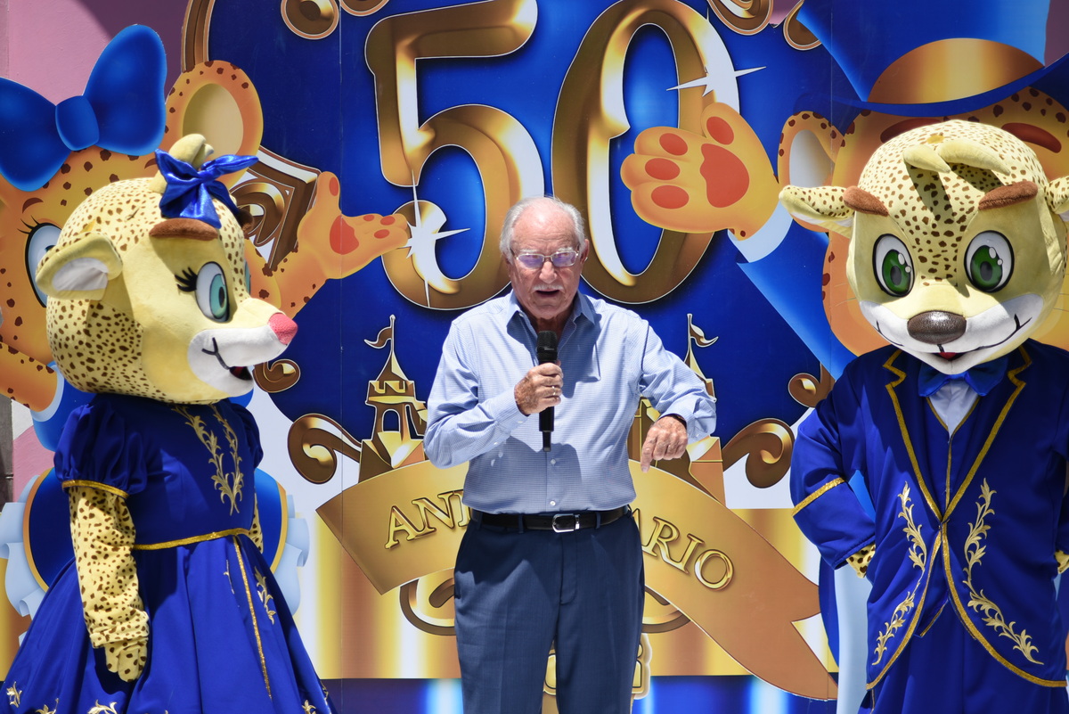 Don Ricardo Castillo Sinibaldi, presidente de la Junta Directiva del IRTRA durante la celebración de 50 años del Parque de Diversión Mundo Petapa. Foto: La Hora/ José Orozco.