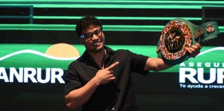 Lester Martínez es recibido como el campeón interino de peso supermedio. Foto: La Hora/ José Orozco.