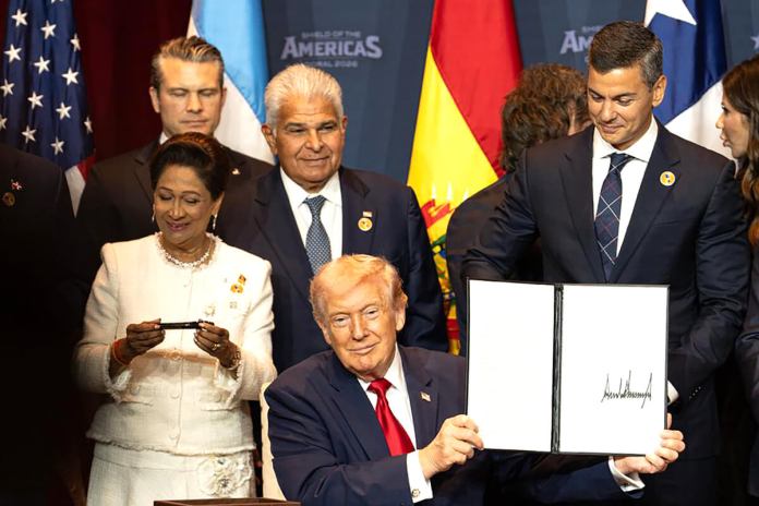 Donald Trump formalizó la creación de una coalición militar junto a presidentes latinoamericanos de derecha para derrotar a los cárteles.