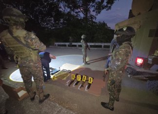 Hallan armamento de alto calibre, cargadores y municiones en Catarina, San Marcos. Foto La Hora: Ejército.