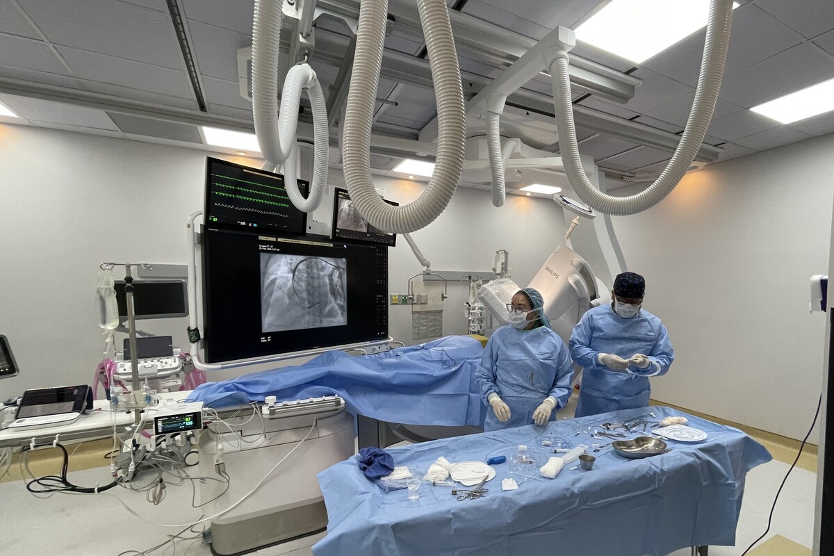 El Azurion 7 de Phillips instalado en Unicar posee una pantalla FlexVision de 65 pulgadas. Foto: La Hora / Víctor García.