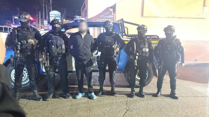 Capturan al extraditable número 20 requerido por Estados Unidos. Foto La Hora: PNC.