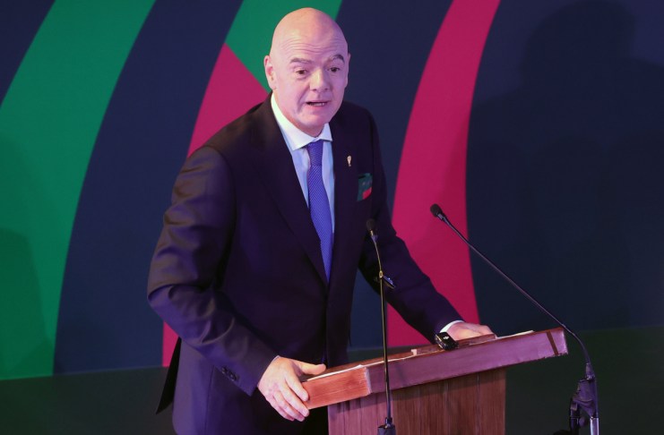 El presidente de la FIFA, el italiano Gianni Infantino, habla durante la inauguración de la exposición 'Álbum épico' este sábado.
