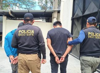 Guatemaltecos deportados, capturados por delitos contra la mujer. Foto La Hora: PNC
