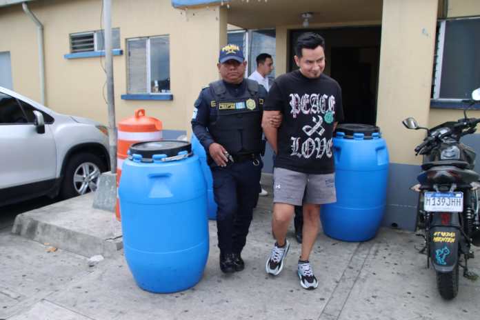 Kilder Ardany Ramos Aguilar, señalado como integrante del Barrio 18 y hermano de Kevin Amilear Ramos Aguilar, alias “El Travieso”