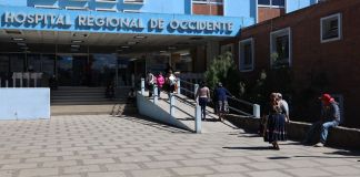 La seguridad en el Hospital Regional de Occidente ha sido reforzada por fuerzas especiales de la PNC luego de que alias «Inquieto» o «Style» está internado en ese centro. Foto La Hora: HRO