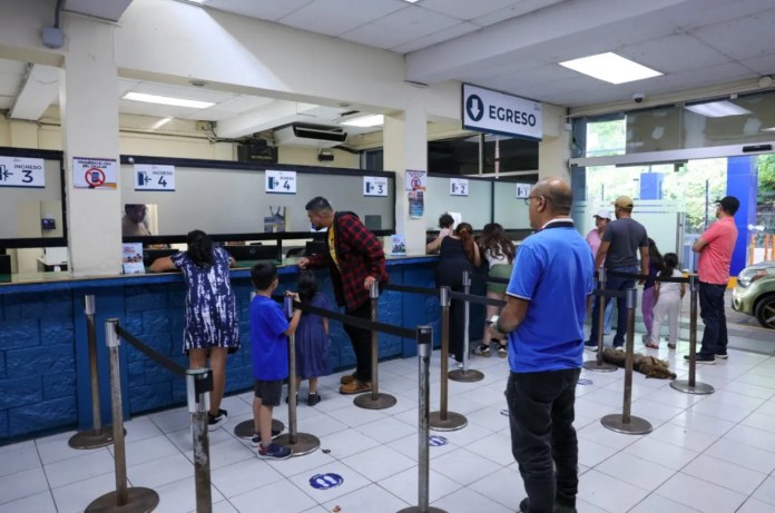 El Instituto Guatemalteco de Migración (IGM) informó a la población sobre la suspensión de sus servicios con motivo del asueto de Semana Santa.