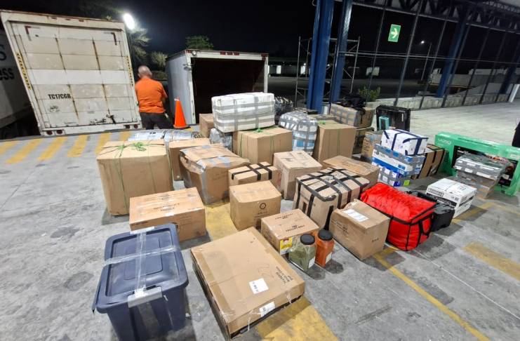 Incautan mercadería de presunto contrabando valorada en más de Q300 mil en San Marcos. Foto La Hora: PNC.