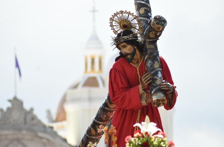 La Ciudad de Guatemala vive este Martes Santo una de las manifestaciones más emblemáticas de la Semana Santa.