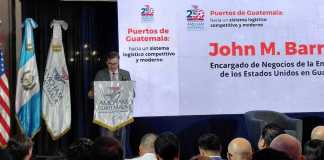 John Barrett dice que puertos de Guatemala deben estar libres de la influencia maligna del Partido Comunista Chino
