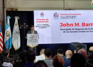 John Barrett dice que puertos de Guatemala deben estar libres de la influencia maligna del Partido Comunista Chino