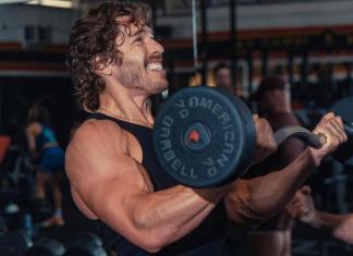 Joseph Baena, hijo de Arnold Nueve ejercicios y constancia así fue el debut ganador de Joseph Baena.