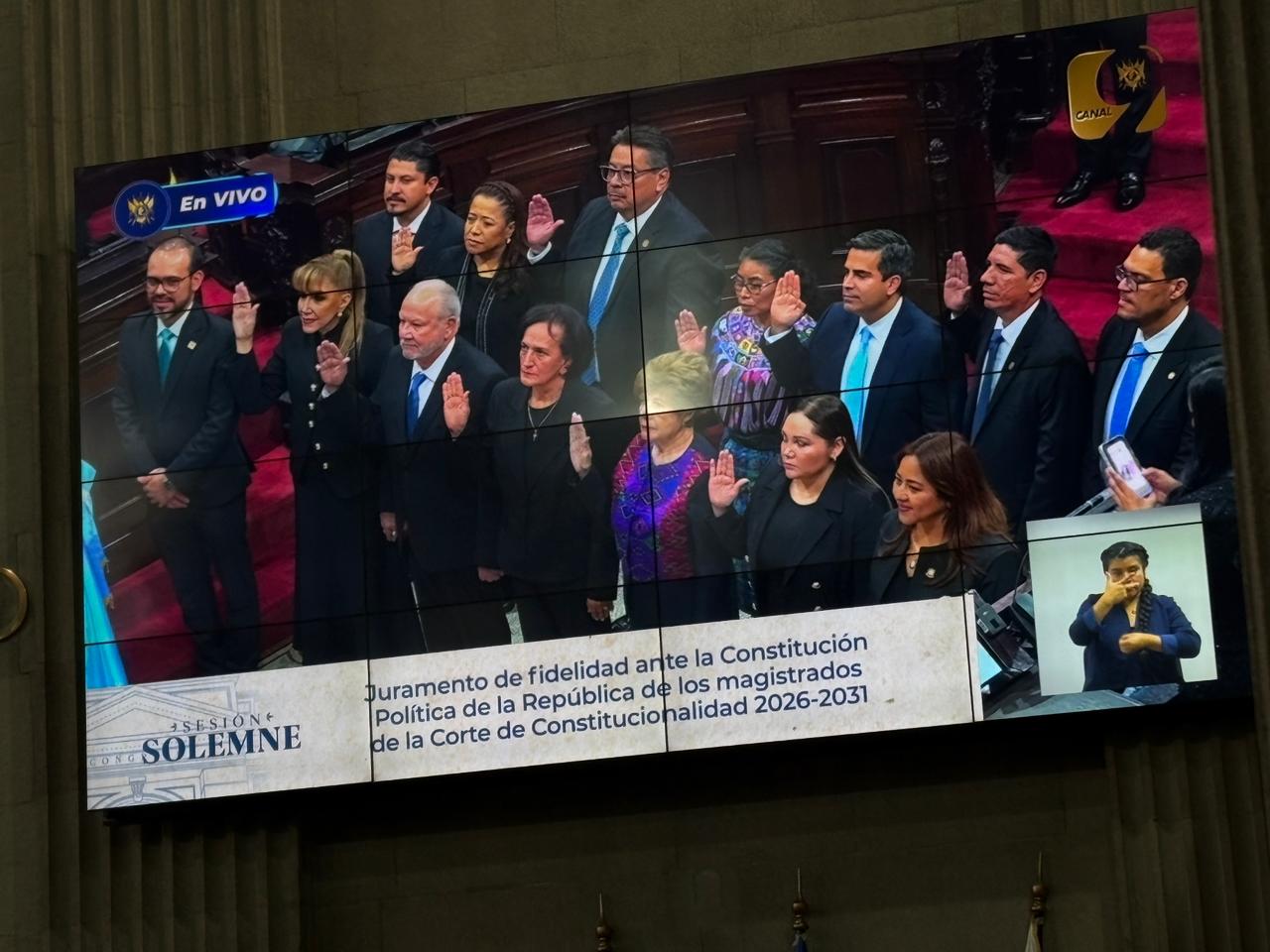 Congreso juramenta a magistrados titulares y suplentes para la CC 2