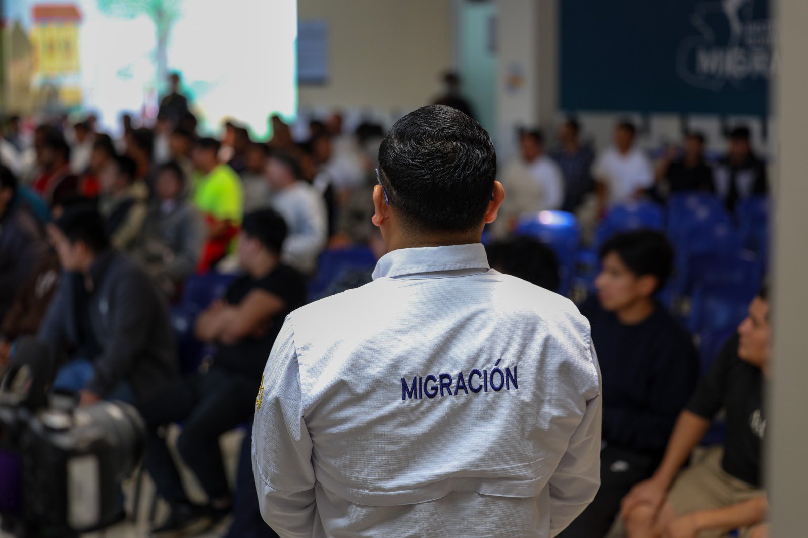 Retornados con empleo y acceso al sistema educativo: avances de la Política Migratoria