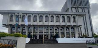 El Organismo Judicial desembolsará en los próximos días el pago del llamado "Bono del Pescado" para casi 14 mil trabajadores. Foto La Hora: Daniel Ramírez