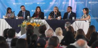 ONU expresa preocupación por la continua persecución contra operadores de justicia en Guatemala De izquierda a derecha los integrantes de la Oficina del Alto Comisionado de las Naciones Unidas para los Derechos Humanos (Oacnudh), Miriam Chavajay, Vicent Simon, Viviana de la Peña, Mary Biz, José González y Gabriela Tuch, participan en la presentación del informe anual divulgado por la entidad sobre 2025 este miércoles, en Ciudad de Guatemala (Guatemala). La Oacnudh denunció el uso del derecho penal para perseguir a operadores de justicia y la persistencia de una impunidad estructural que frena el Estado de derecho en Guatemala. EFE/ Mariano Macz