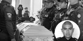 El agente policial fallecido, junto a un compañero, se encontraban remitiendo una motocicleta y cuando se desplazaban en el vehículo fueron atropellados por un auto.