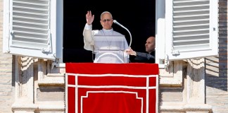 Imagen de archivo del papa León XIV. EFE/EPA/FABIO FRUSTACI