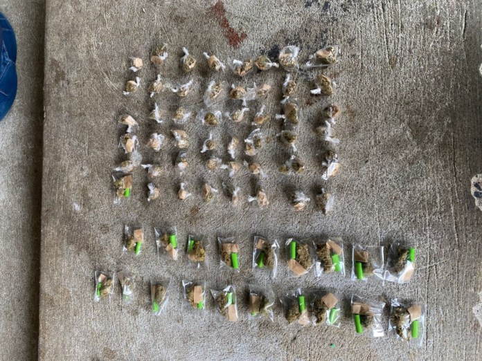 Teléfonos y drogas son hallados en requisa dentro de prisión en Puerto Barrios.
