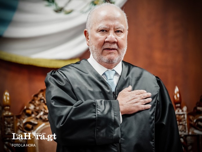 El magistrado Roberto Molina Barreto integrará la Corte de Constitucionalidad por un cuarto periodo más. Foto La Hora.