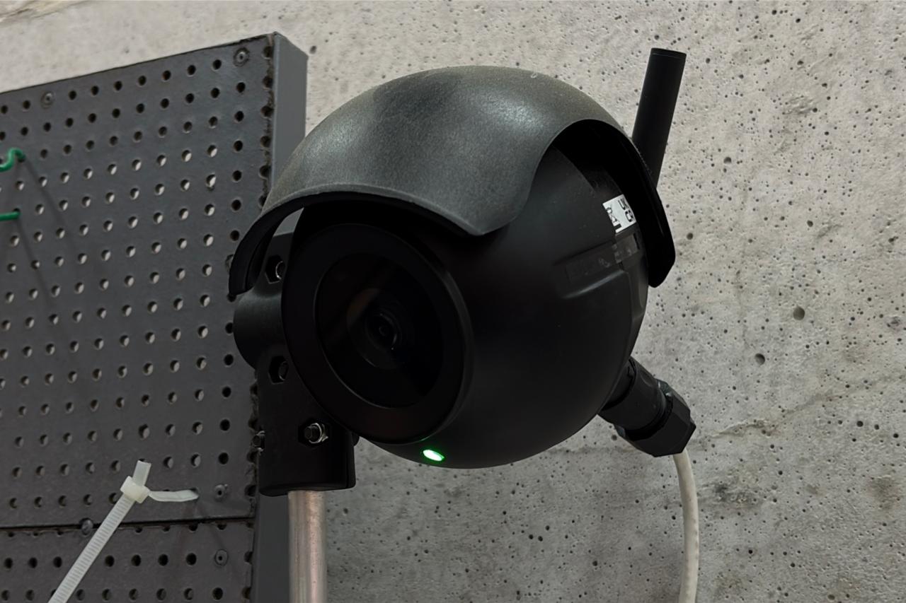 Sensores de videoanalítica instalados. Foto La Hora: José Orozco.