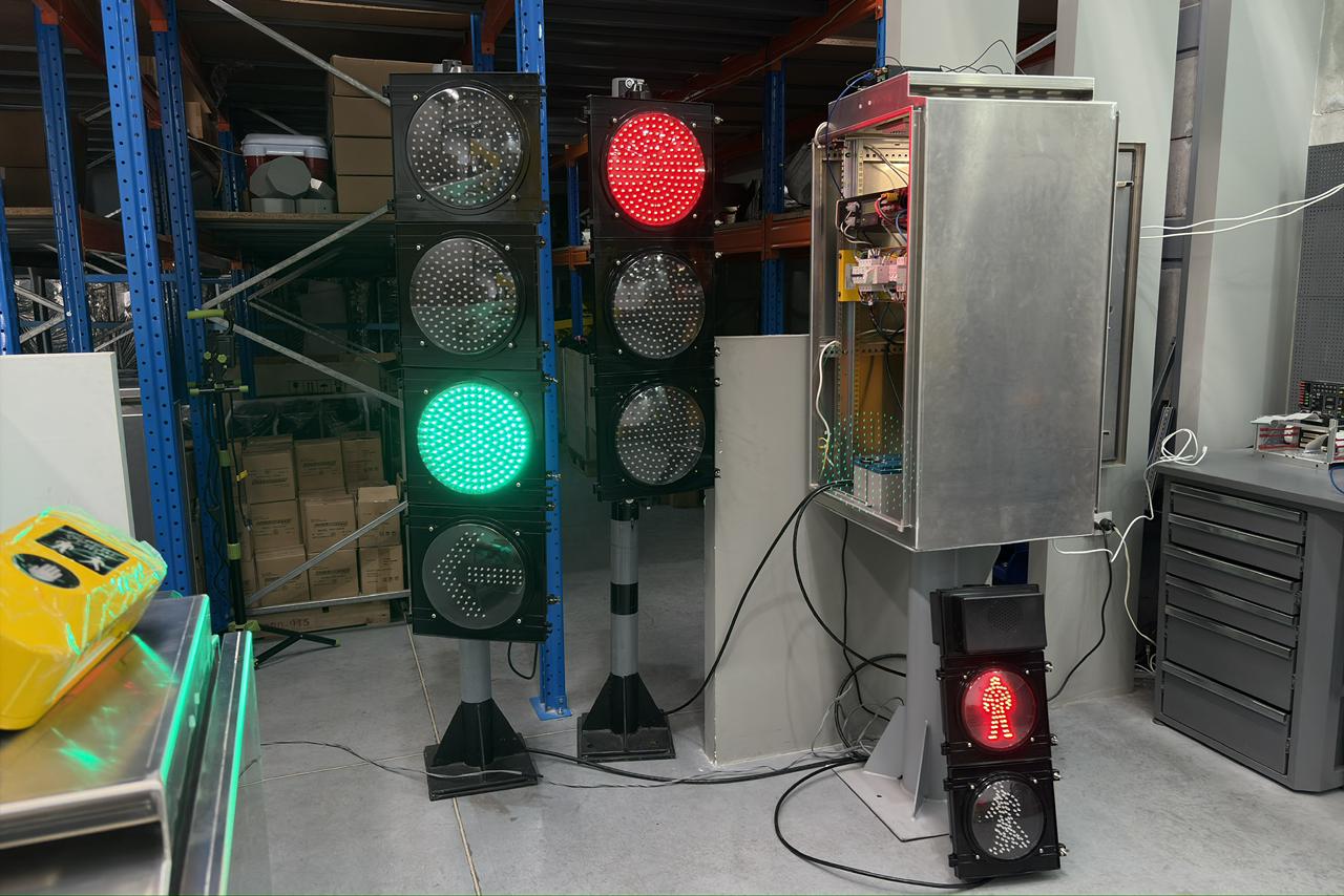 Con inversión de USD24 millones, 511 intersecciones de semáforos inteligentes estarán listos en noviembre