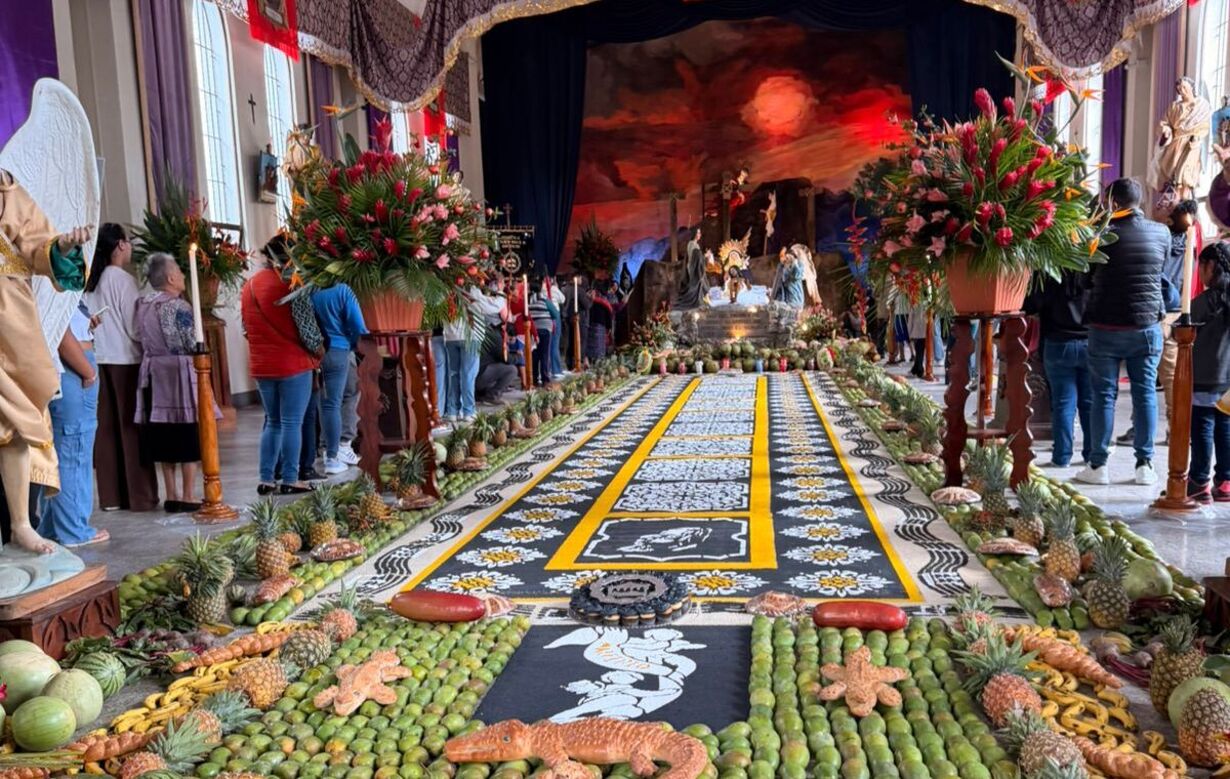 Velación del Señor Sepultado en San Felipe marca antesala de la Semana Santa en Antigua Guatemala