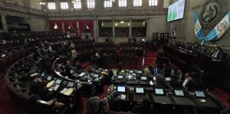 Los diputados deberán de volver a legislar para castigar el abuso sexual en menores de edad luego del veto presidencial a una reforma al Código Penal. Foto La Hora: Joel Maldonado