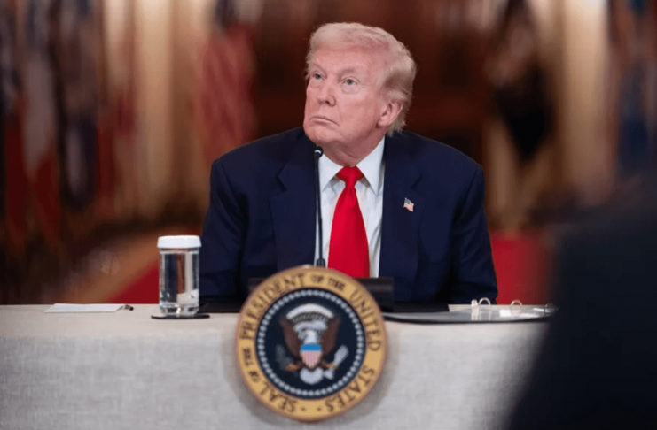 El presidente de Estados Unidos, Donald Trump, afirmó que vendra un "ataque muy duro" contra Irán tras considerar que este se ha rendido. Foto La Hora: EFE