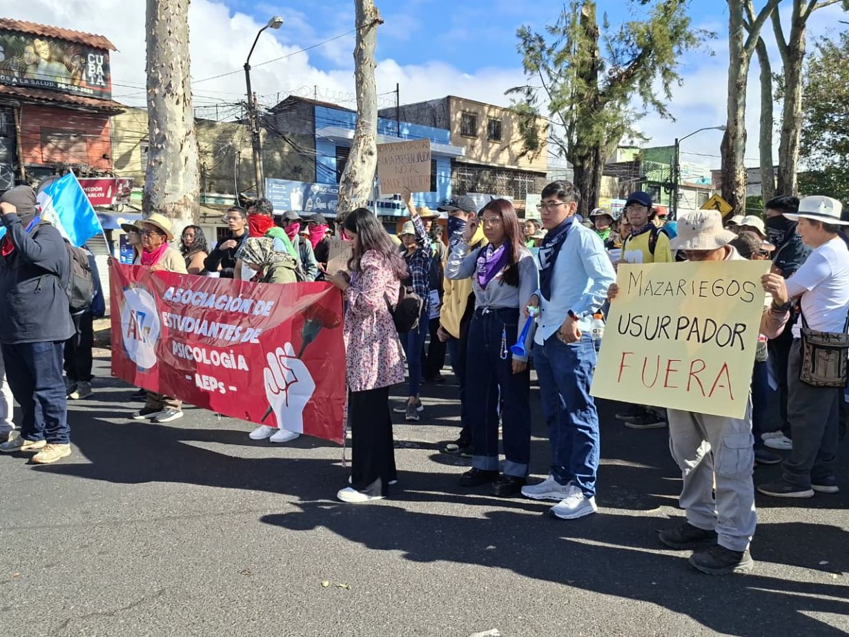 Sátira y crítica política marcan los 128 años de la Huelga de Todos los Dolores