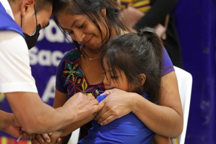 Vacunas Sarampion MSPAS llama a vacunación contra el sarampión tras muerte de dos menores por complicaciones.