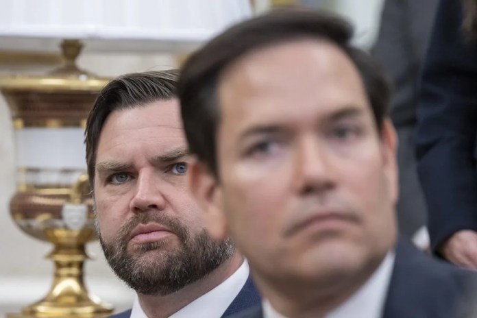 El vicepresidente de Estados Unidos, JD Vance, es el favorito para hacerse con la nominación presidencial republicana para 2028, según una encuesta realizada. Foto La Hora: EFE