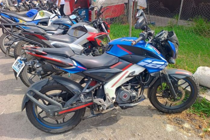 Vehículos consignados durante operativos. Foto La Hora: PNC