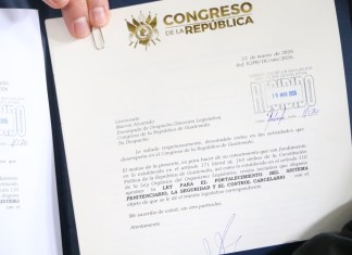 Diputados de distintas bancadas propone facilitar el acceso a brazaletes para privados de libertad. Foto: Congreso de la República