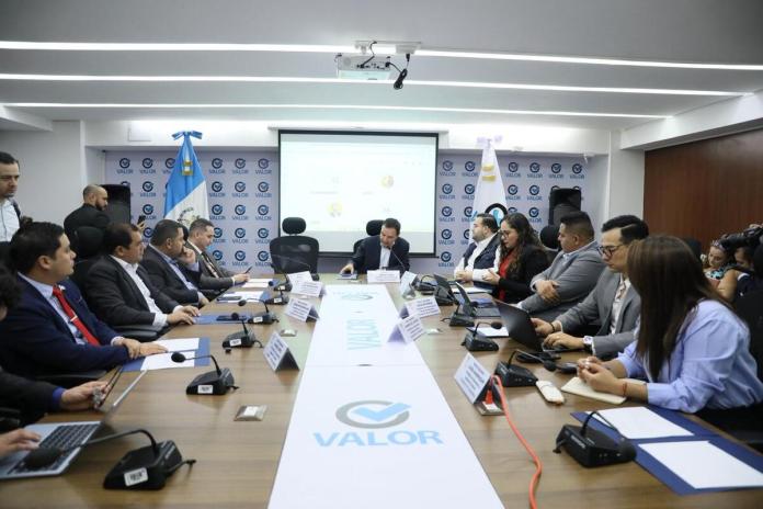 La comisión de Economía y Comercio Exterior del Congreso de la República agenda el análisis de las iniciativas de ley para este periodo. Foto: Organismo Legislativo