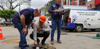 En el trabajo de campo, la PDH determinó que hace falta inspectores para la DIACO y el MEM, instituciones que hacen verificaciones en los expendios de combustible. Foto La Hora: PDH