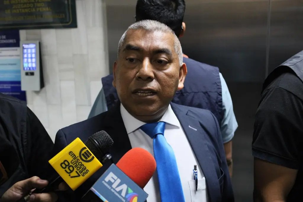 Curruchiche minimiza caso de vacunas Sputnik: “no fue corrupción”, pese a Q1 mil 2