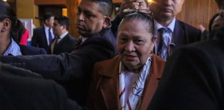 Tras ser acusada por supuestas adopciones ilegales, Porras no incluyó su experiencia en el Hogar Elisa Martínez.