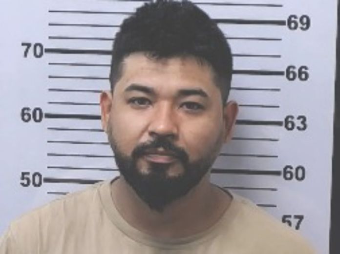 De acuerdo con el sheriff, Paul Burch, Héctor Argueta Guerra cuenta con un historial delictivo. Foto La Hora: Team Sheriff/FB