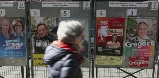 Tanto la extrema derecha como la izquierda radical francesas reivindicaron una importante subida en la primera vuelta de las elecciones municipales celebradas este domingo 15 de marzo. Foto La Hora. EFE