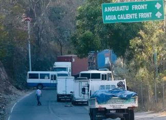 Los bloqueos de transportistas se encuentran en el norte y occidente del país, lo que ha afectado la circulación vehicular. Foto La Hora: Esquipulas Día Tras Día Plus
