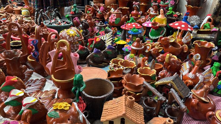 La velaci&oacute;n del Se&ntilde;or Sepultado en San Felipe marca el inicio de las tradiciones de Semana Santa en Antigua Guatemala. Foto La Hora: Jos&eacute; Manuel L&oacute;pez Rivera.