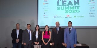 Representantes de Banco Industrial y organizadores de The Lean Summit. Foto: Cortesía Banco Industrial.