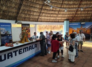 El Inguat identifica que de al menos cinco países son de donde provienen turistas para Semana Santa. Foto Inguat