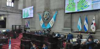 Algunos de los integrantes de junta directiva del Congreso comentaron de llamadas externas para elegir por cierto candidato a magistrado a la CC. Foto: La Hora