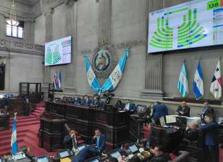 Algunos de los integrantes de junta directiva del Congreso comentaron de llamadas externas para elegir por cierto candidato a magistrado a la CC. Foto: La Hora