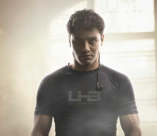 Lester Martínez es un joven originario de Petén que ha puesto el nombre de Guatemala en lo más alto del boxeo mundial.