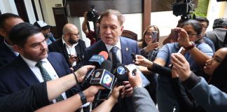 Walter Mazariegos y aliados presionan por juramentación de Julia Rivera tras recursos por vicios en proceso de elección El presidente del Congreso, Luis Contreras, explicó que todavía no se juramentarán a los magistrados de la CC. Foto: Congreso de la República