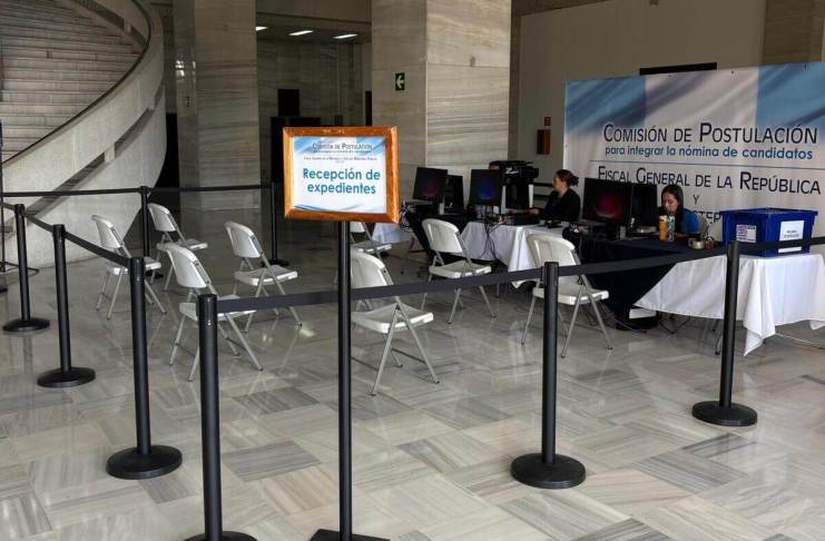 El módulo de recepción de documentos de la comisión de postulación para elegir candidatos a fiscal general recibió dos descargos más. Foto La Hora: Daniel Ramírez